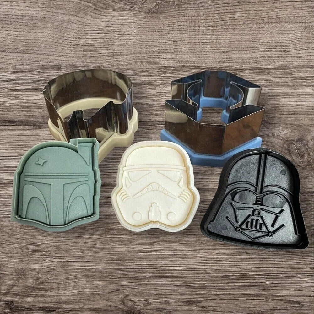 6 Star Wars Cookie Cutters Williams-Sonoma Millenium Falcon Tie Fighter